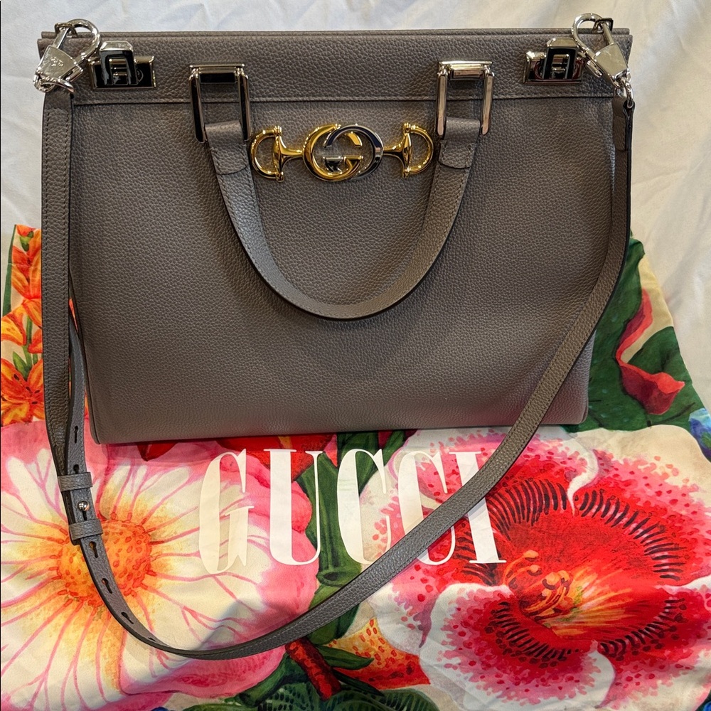 Gucci Gray Leather Shoulder Bag with Gold Accents